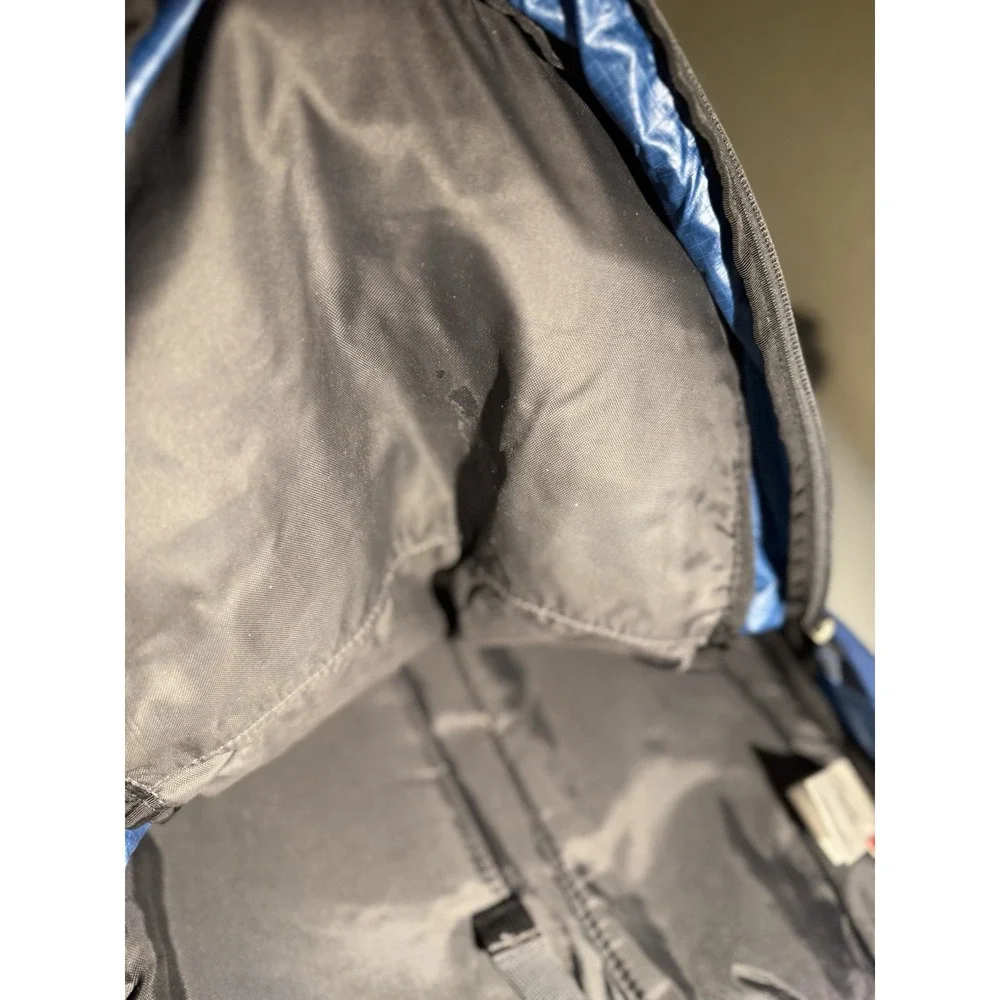 The North Face Angstrom 30 Backpack Blue Gray Hiking Daypack